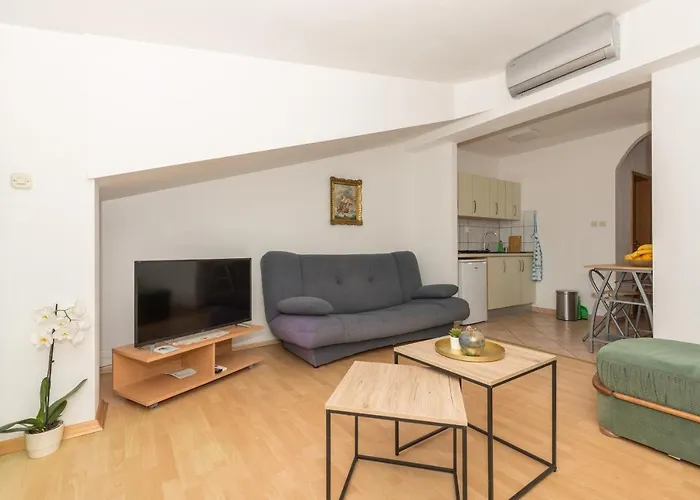 Zoka * Макарска