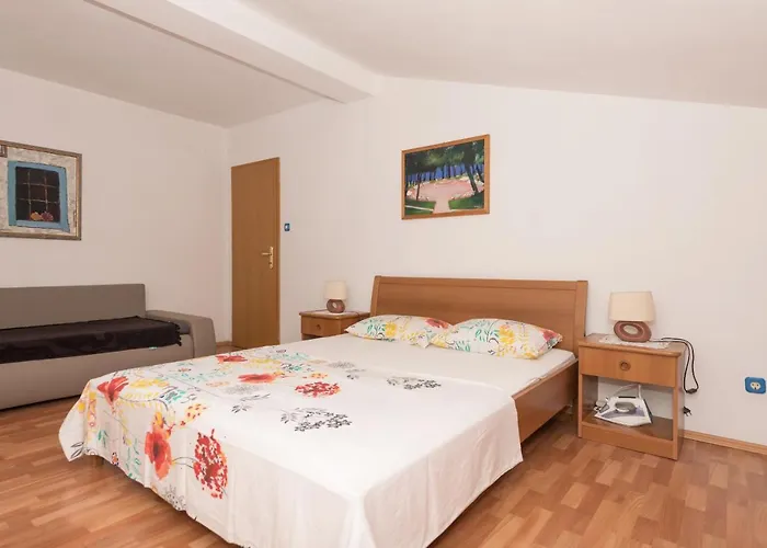 Zoka Апартаменты Макарска