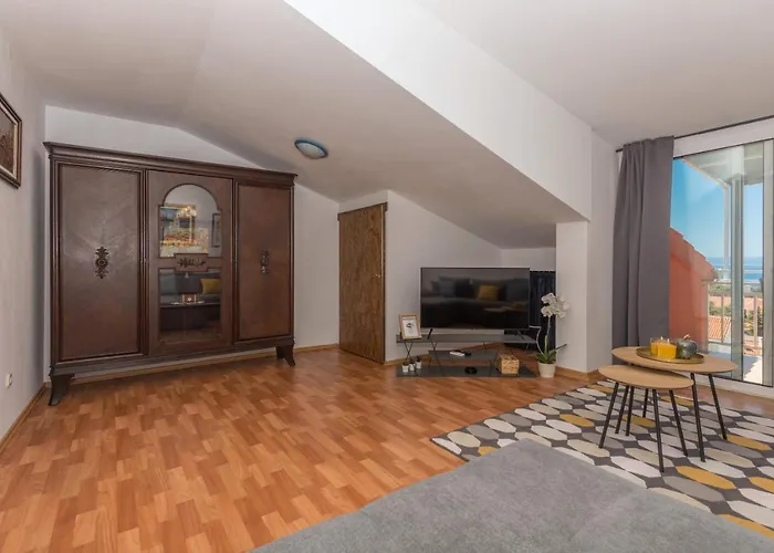 Апартаменты Zoka Макарска